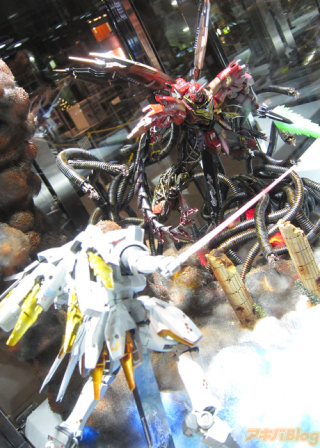Illustration for article titled Awesome Gundam Models To Destroy Your Eyeballs